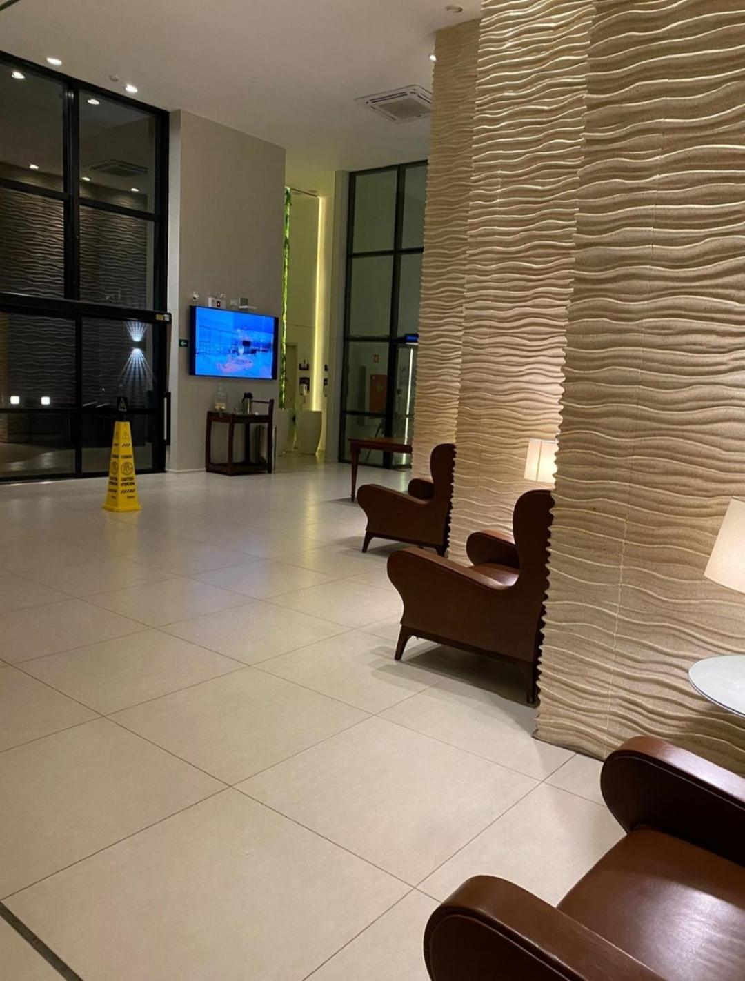 Apartment Pajucara Front 2